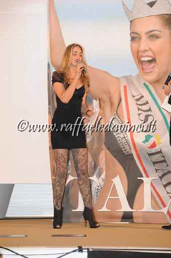 Prima Miss dell'anno 2011 Viagrande 9.12.2010 (146).JPG